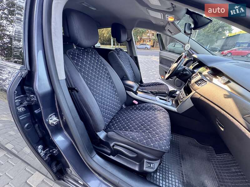 Седан Renault Latitude 2011 в Одесі