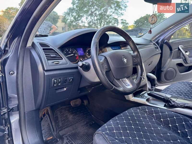 Седан Renault Latitude 2011 в Одесі