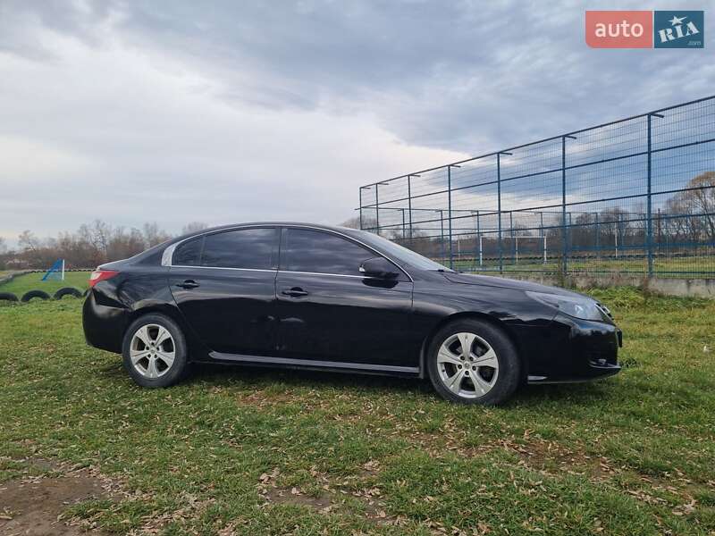 Седан Renault Latitude 2011 в Ивано-Франковске фото 2 Седан Renault Latitude 2011 в Ивано-Франковске