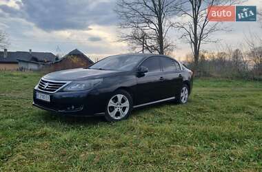 Седан Renault Latitude 2011 в Ивано-Франковске