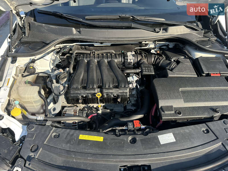 Седан Renault Latitude 2018 в Житомире