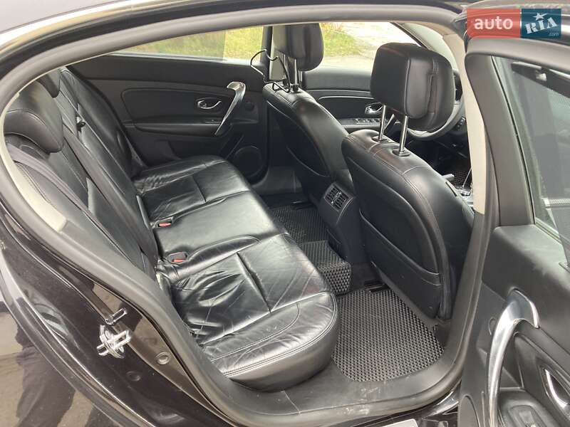 Седан Renault Latitude 2012 в Львове фото 22 Седан Renault Latitude 2012 в Львове