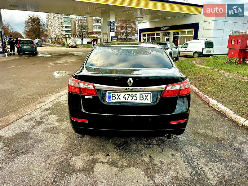 Седан Renault Latitude 2011 в Житомире