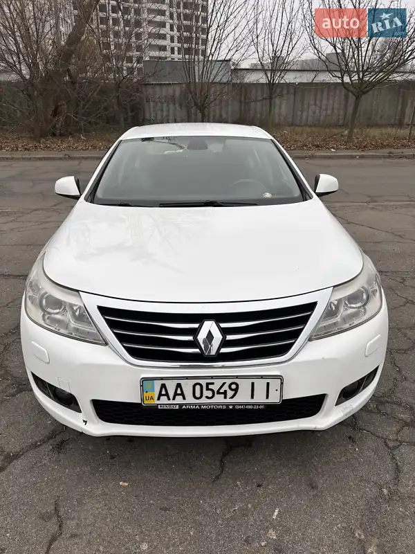 Renault Latitude 2012