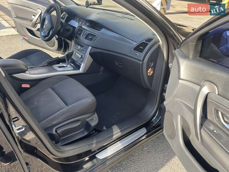 Седан Renault Latitude 2011 в Днепре фото 15 Седан Renault Latitude 2011 в Днепре