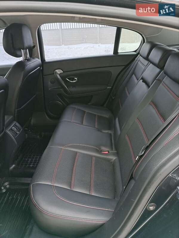 Седан Renault Latitude 2012 в Хмельницком