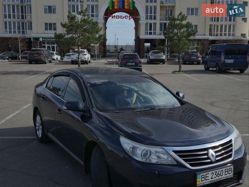 Седан Renault Latitude 2011 в Николаеве