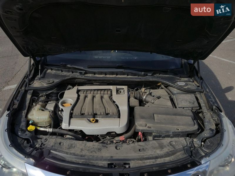 Седан Renault Latitude 2011 в Николаеве