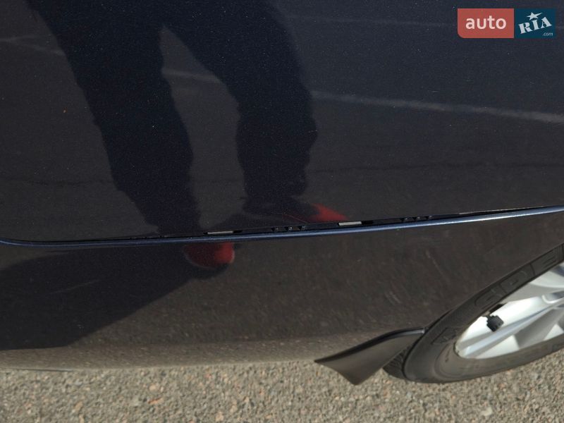 Седан Renault Latitude 2011 в Николаеве