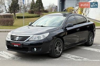 Седан Renault Latitude 2010 в Киеве
