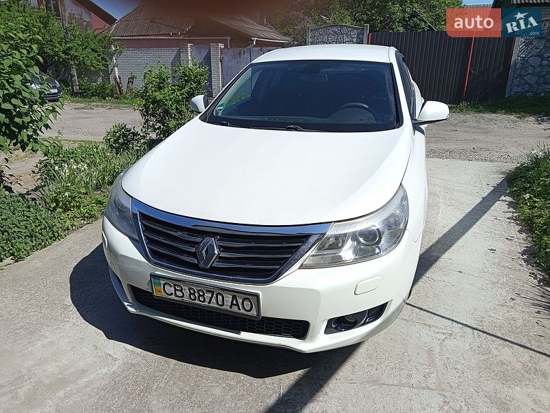 Renault Latitude 2011