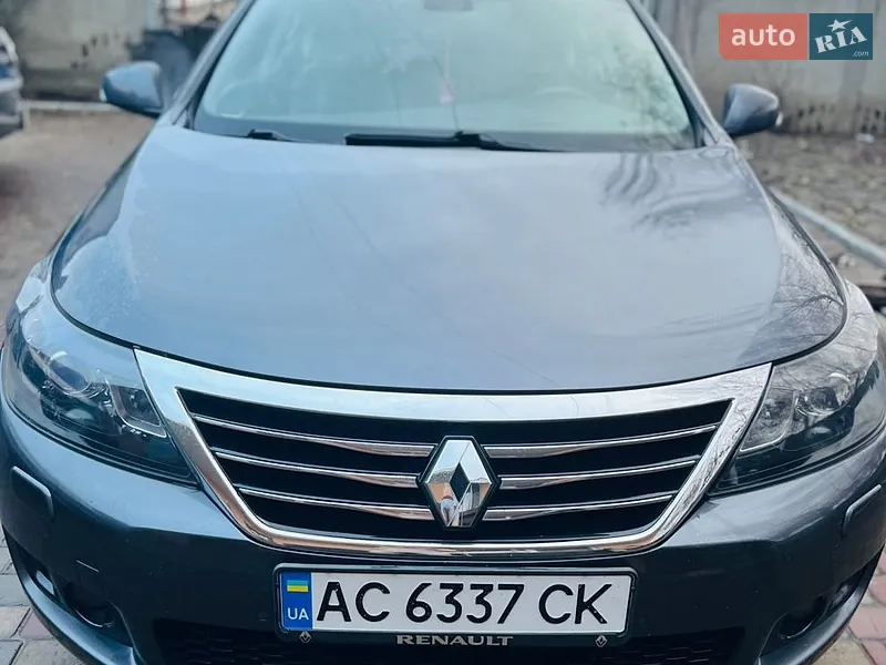 Renault Latitude 2011