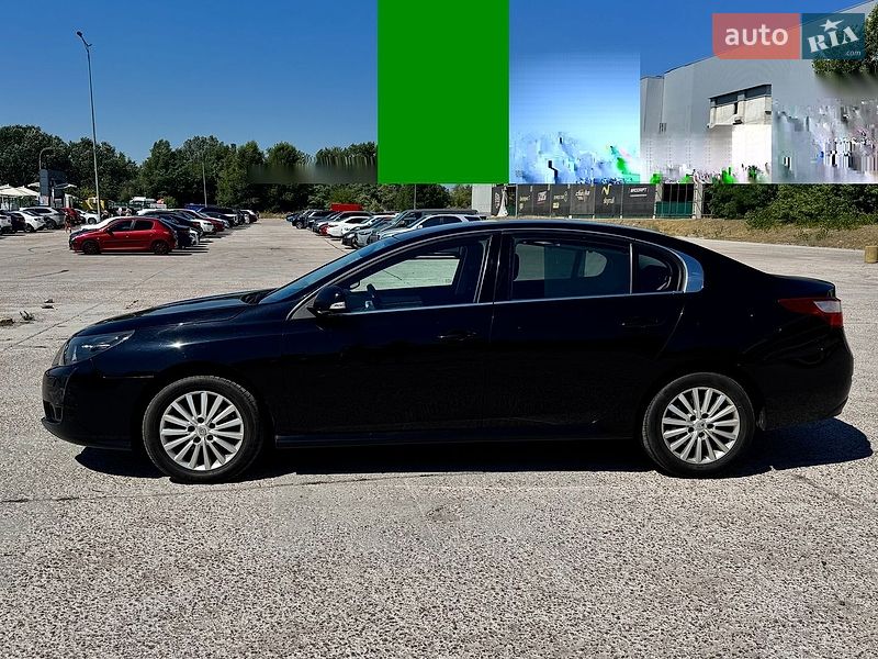 Седан Renault Latitude 2012 в Києві