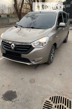 Минивэн Renault Lodgy 2015 в Киеве