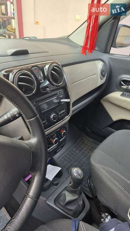 Минивэн Renault Lodgy 2015 в Ужгороде фото 7 Минивэн Renault Lodgy 2015 в Ужгороде