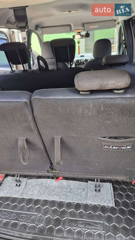 Минивэн Renault Lodgy 2015 в Ужгороде фото 14 Минивэн Renault Lodgy 2015 в Ужгороде