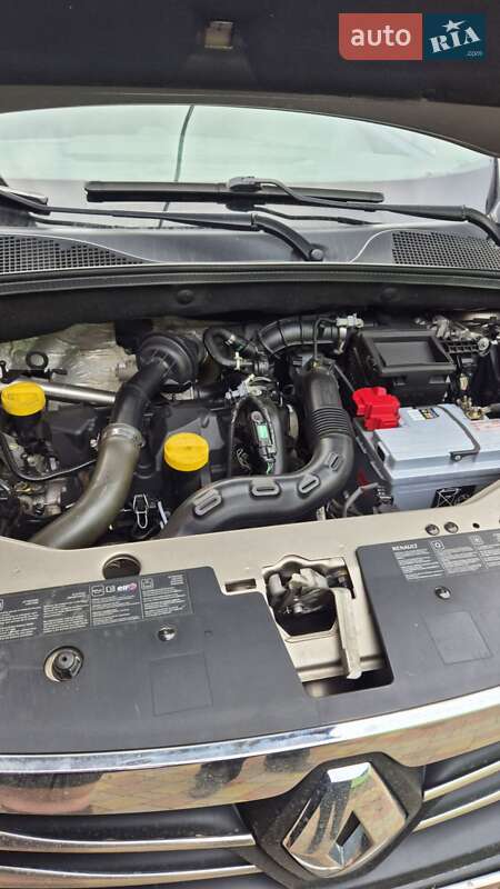 Минивэн Renault Lodgy 2015 в Ужгороде фото 18 Минивэн Renault Lodgy 2015 в Ужгороде