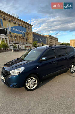 Минивэн Renault Lodgy 2018 в 