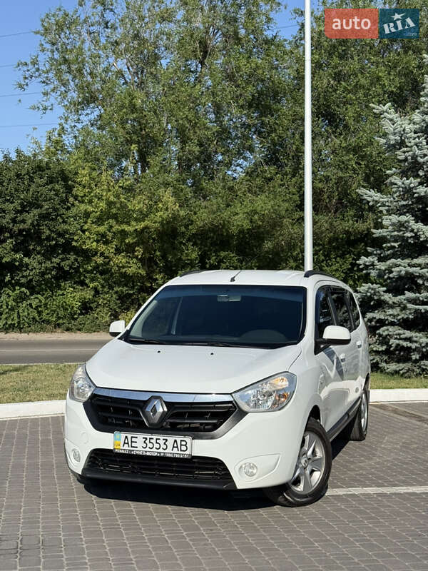 Минивэн Renault Lodgy 2016 в 
