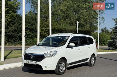 Минивэн Renault Lodgy 2016 в 