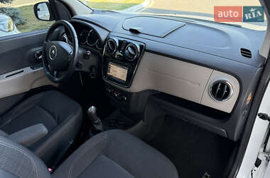 Минивэн Renault Lodgy 2016 в 