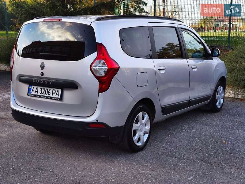 Минивэн Renault Lodgy 2016 в Александрие фото 4 Минивэн Renault Lodgy 2016 в Александрие