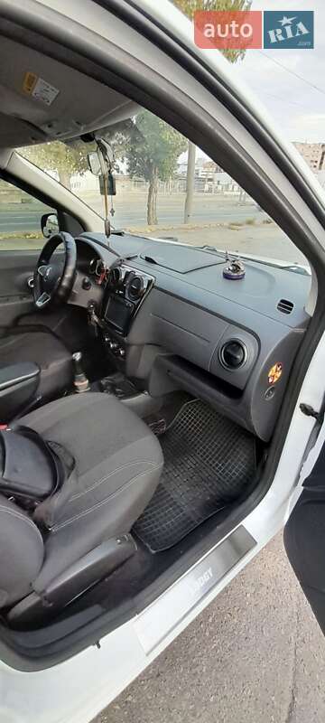 Минивэн Renault Lodgy 2017 в Запорожье