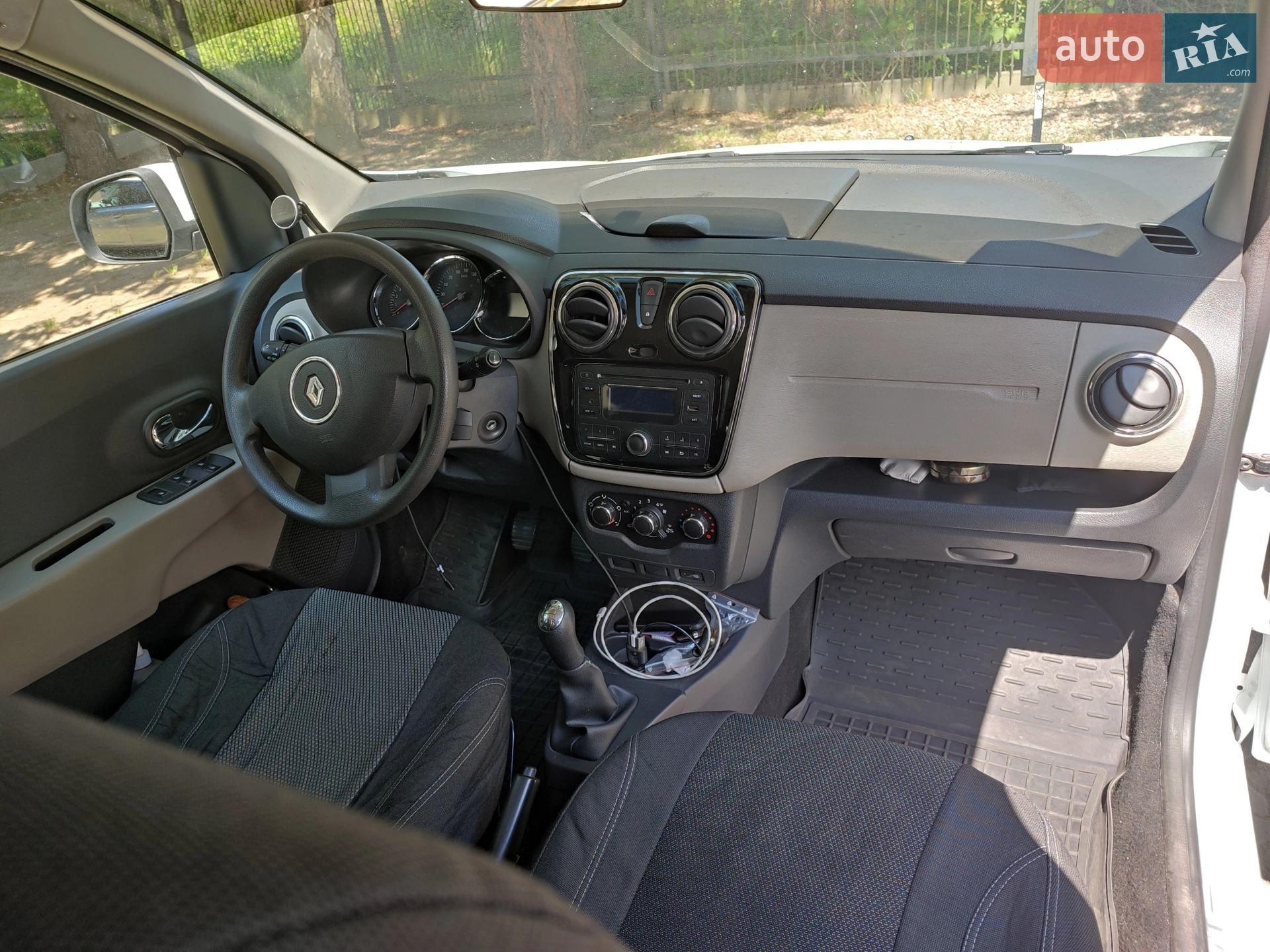 2015 Renault Lodgy - мініатюра 21