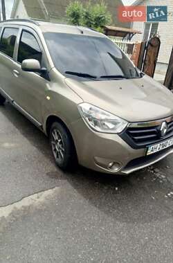 Мінівен Renault Lodgy 2015 в Ніжині