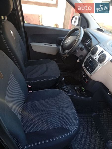 Минивэн Renault Lodgy 2014 в Згуровке