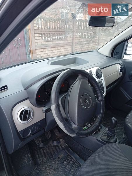 Минивэн Renault Lodgy 2014 в Згуровке