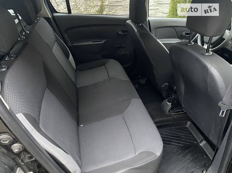 Универсал Renault Logan MCV 2013 в Львове