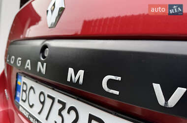 Универсал Renault Logan MCV 2016 в 