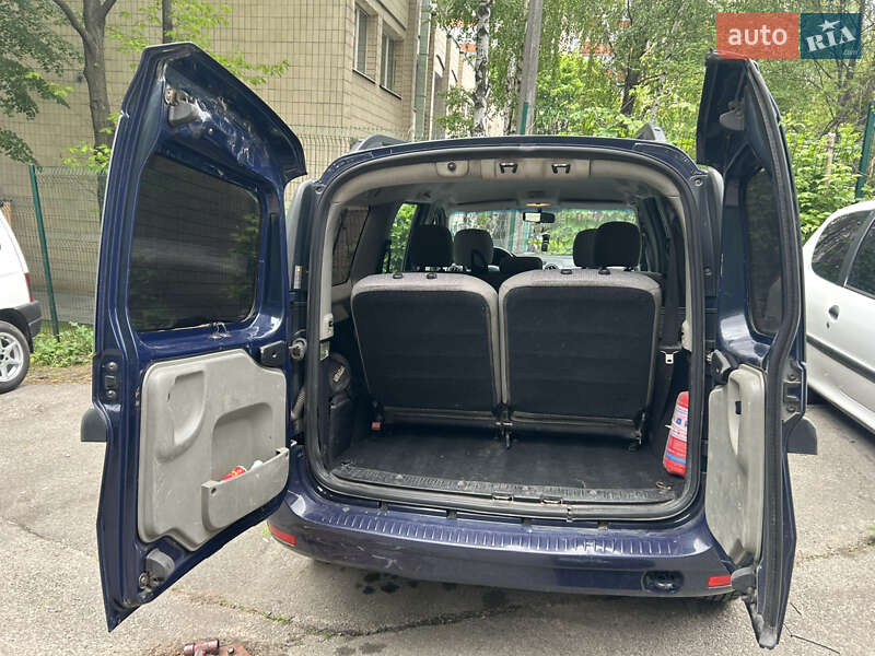 Універсал Renault Logan MCV 2010 в Києві