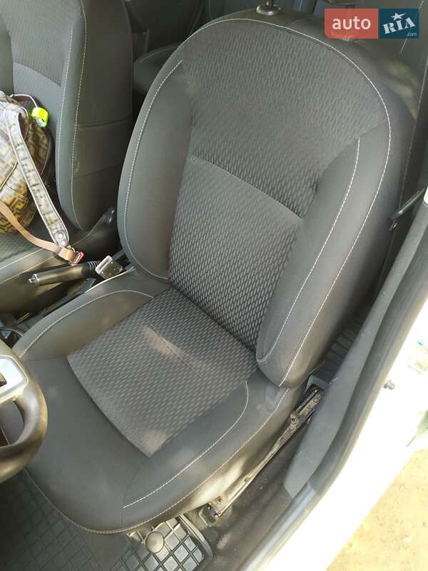 Универсал Renault Logan MCV 2017 в Кривом Роге