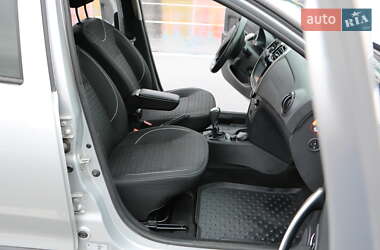 Универсал Renault Logan MCV 2016 в 