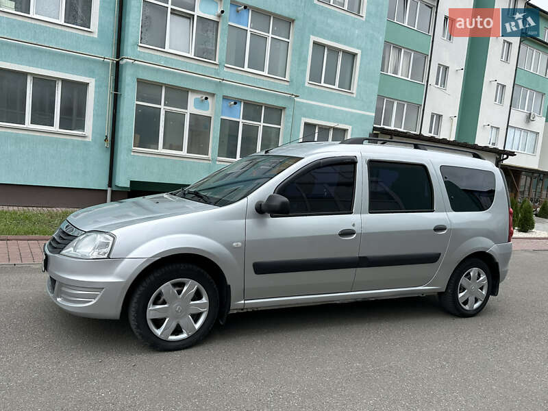 Универсал Renault Logan MCV 2010 в Каменец-Подольском
