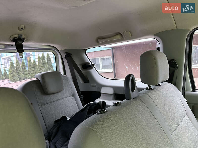 Универсал Renault Logan MCV 2010 в Каменец-Подольском