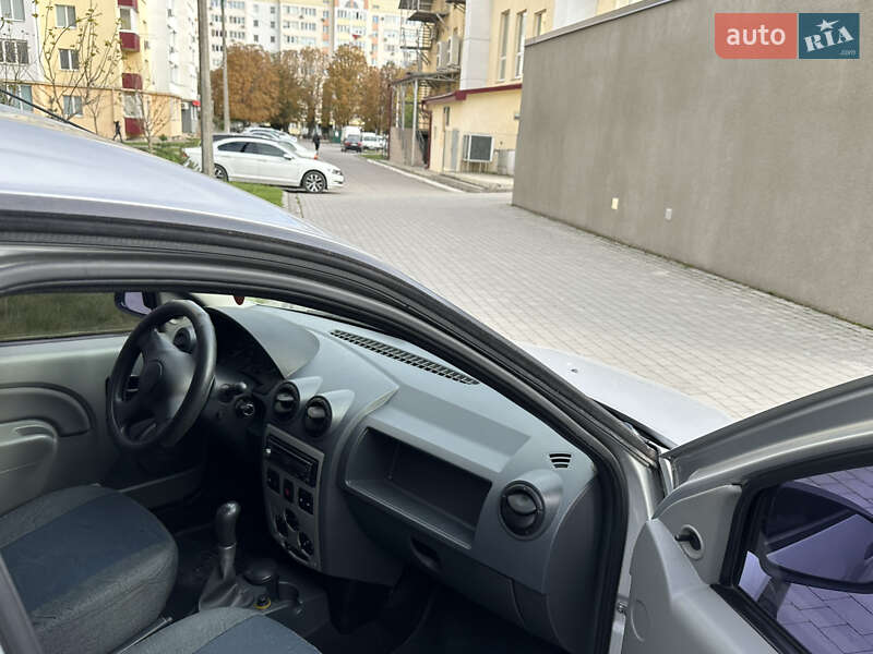 Універсал Renault Logan MCV 2010 в Кам'янець-Подільському
