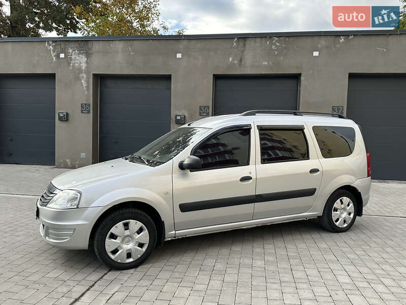 Універсал Renault Logan MCV 2010 в Кам'янець-Подільському