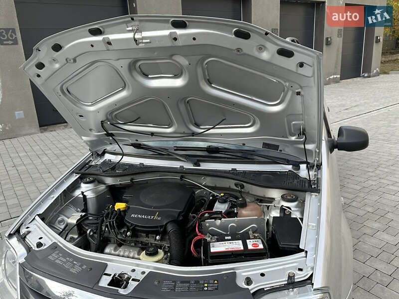 Універсал Renault Logan MCV 2010 в Кам'янець-Подільському