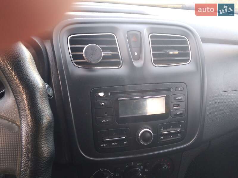 Універсал Renault Logan MCV 2015 в Миколаєві фото 5 Універсал Renault Logan MCV 2015 в Миколаєві