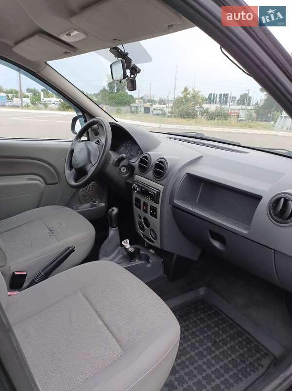 Универсал Renault Logan MCV 2011 в Киеве фото 14 Универсал Renault Logan MCV 2011 в Киеве