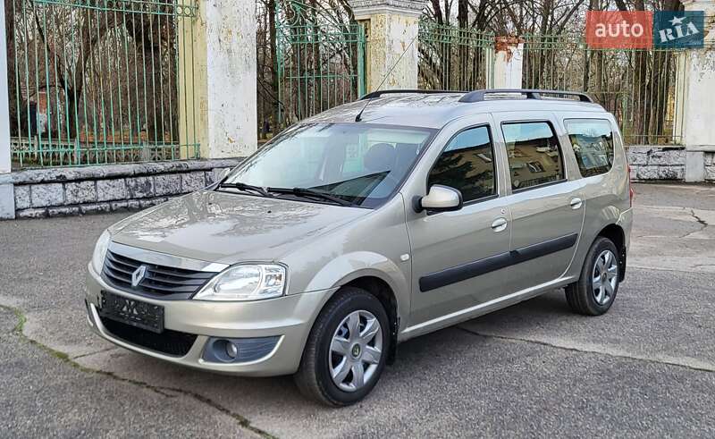 Універсал Renault Logan MCV 2010 в Жовтих Водах