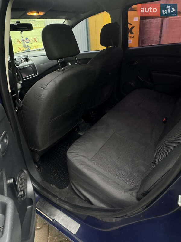 Универсал Renault Logan MCV 2013 в Ужгороде фото 9 Универсал Renault Logan MCV 2013 в Ужгороде