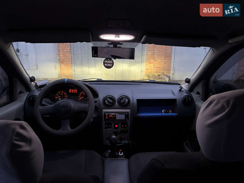 Универсал Renault Logan MCV 2010 в Харькове