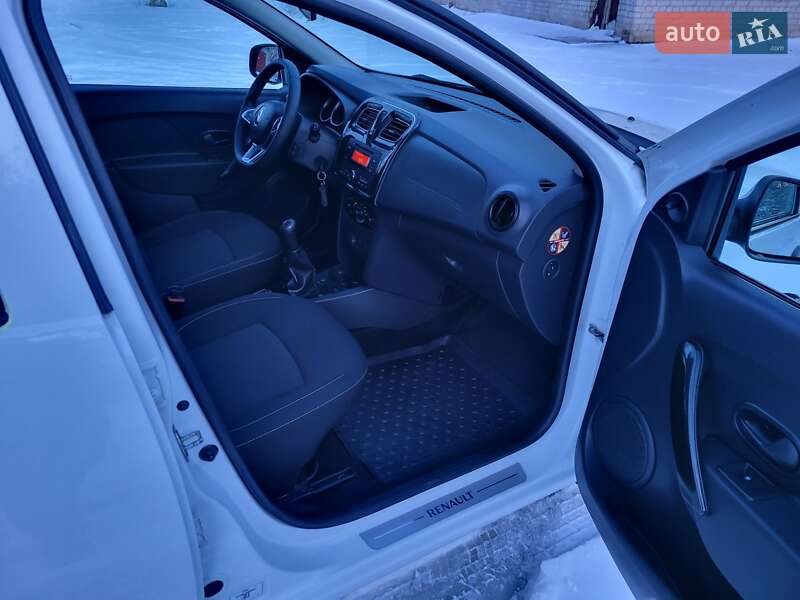 Универсал Renault Logan MCV 2017 в Желтых Водах фото 2 Универсал Renault Logan MCV 2017 в Желтых Водах