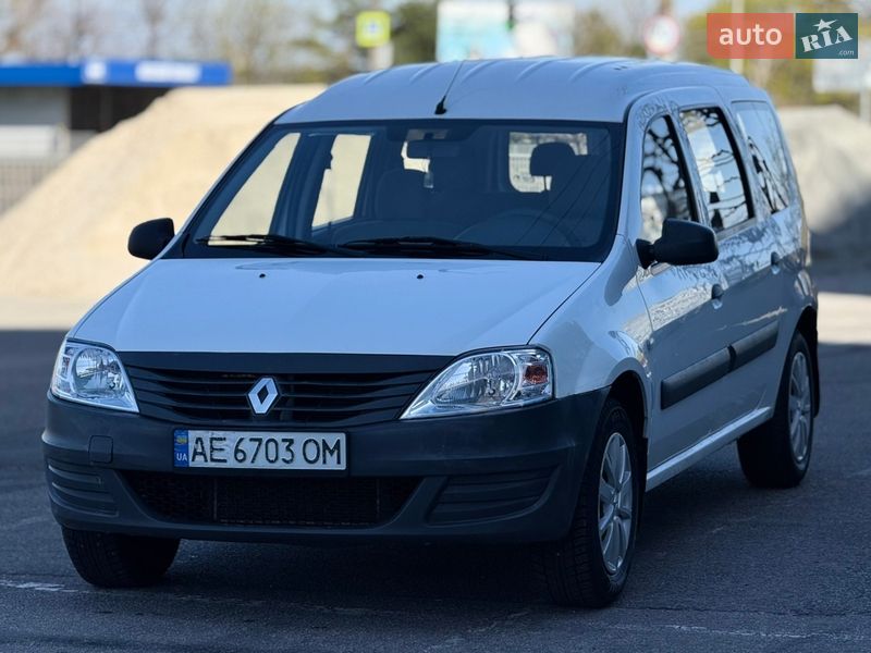 Renault Logan MCV 2012