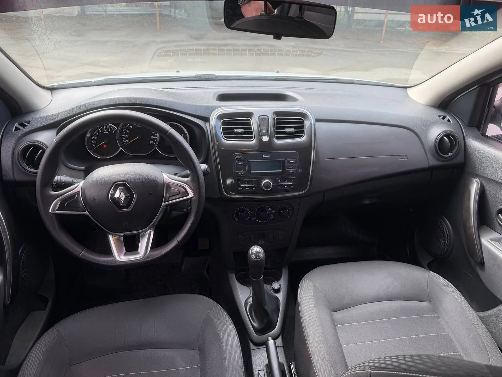 2020 Renault Logan - мініатюра 12