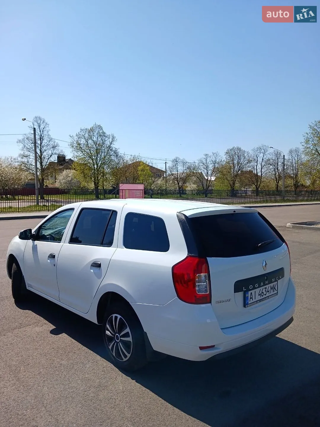 2014 Renault Logan - мініатюра 8